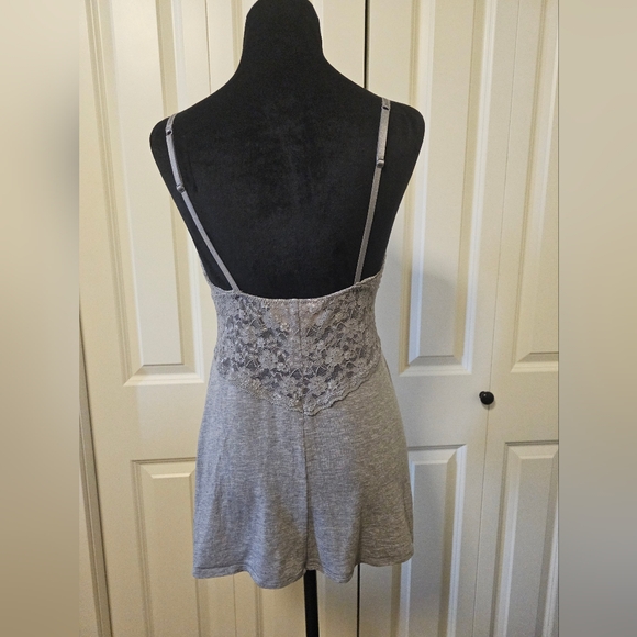 La SENZA Grey Chemise with Pink Accents Sz L - Picture 2 of 6